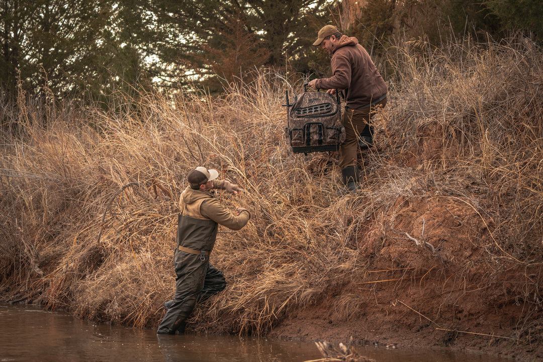 Lucky 4 Slot Motion Backpack - Mossy Oak Bottomland
